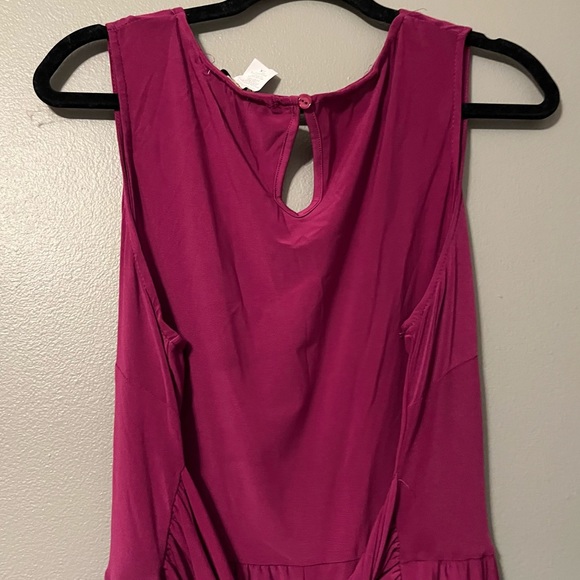 NWOT Love Squared Sz 2X Fuschia 3/4 Length Jumpsuit! - Picture 5 of 7